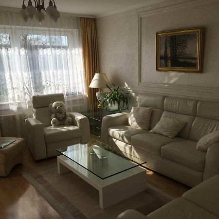 5 Sterne Ferienwohnung Cattaleya Emden Exteriör bild